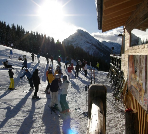 Sonniger Skitag in Ski amadé